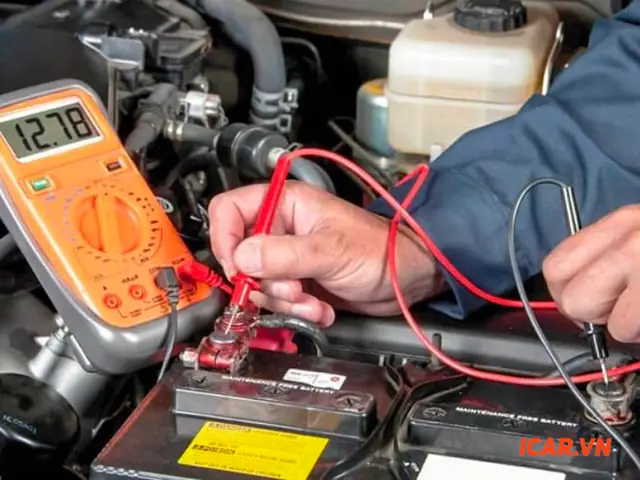 Kiểm Tra Ắc Quy Ô Tô Cũ