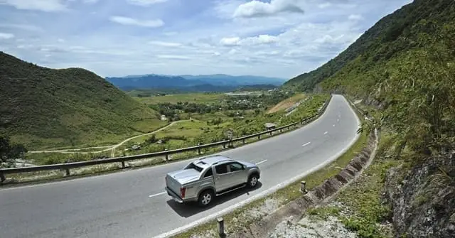 Những Lưu Ý Trước Khi Lái Xe Ô Tô Đường Đèo