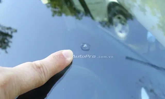 Kính Xe Ô Tô Bị Nứt: Dấu Hiệu, Nguyên Nhân & Cách Xử Lý An Toàn