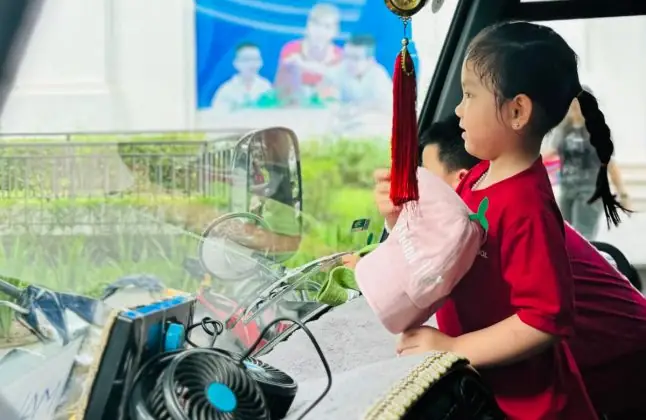 Kỹ Năng Thoát Hiểm Trên Xe Ô Tô?