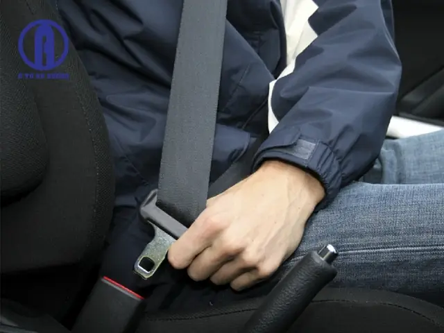 Cài Dây An Toàn Đúng Cách