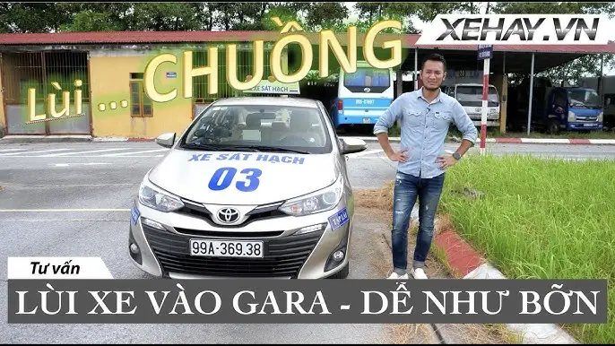 Kỹ Thuật Lùi Xe Ô Tô Vào Gara: Hướng Dẫn Chi Tiết Từ A-z