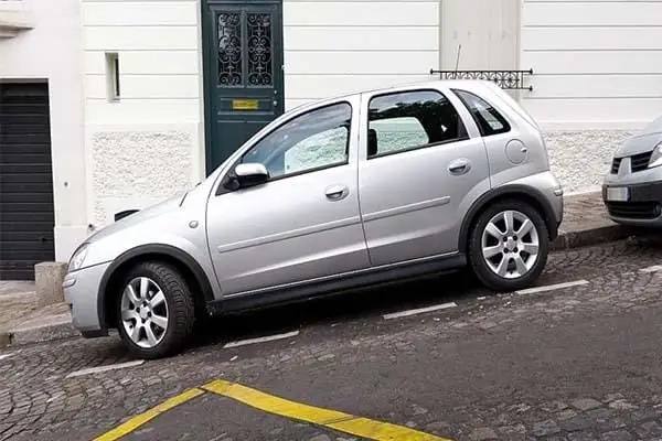 Tìm Hiểu Về Bộ Phận Côn Trên Xe Ô Tô