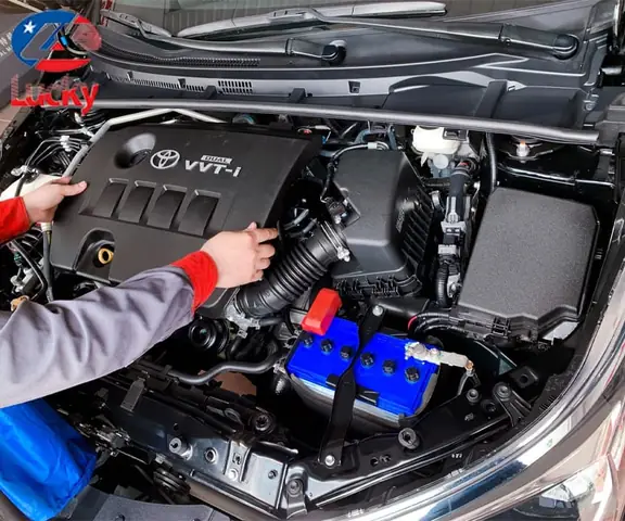 Quy Trình Thực Hiện Cách Rửa Xe Khoang Máy Xe Ô Ô Hiệu Quả