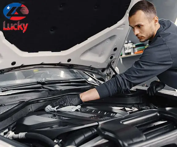 Cach-rua-khoang-may-xe-o-to-1