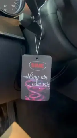 Lá Thơm Xe Ô Tô: Hướng Dẫn Chọn Mua Và Sử Dụng Hiệu Quả