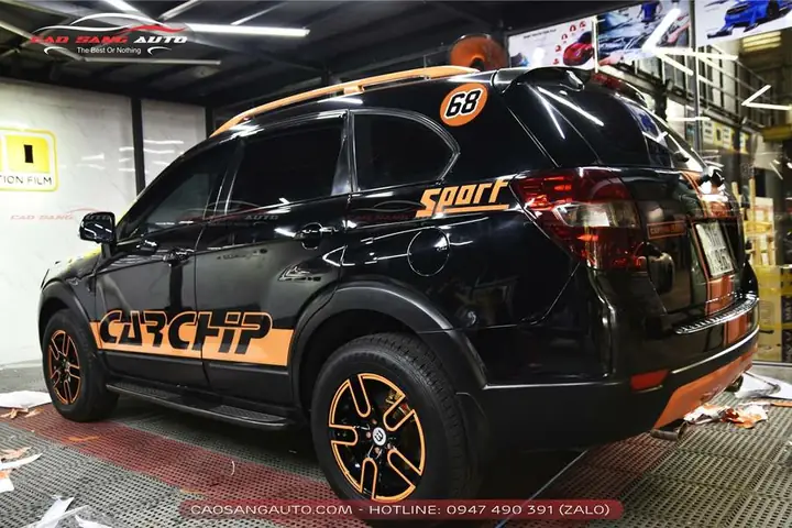 Dán Decal Xe Ô Tô Hóc Môn Là Gì?