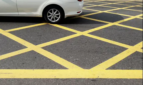 Cách Điều Khiển Ô Tô Đúng Cách Khi Gặp Vạch Mắt Võng Cách Điều Khiển Ô Tô Đúng Cách Khi Gặp Vạch Mắt Võng