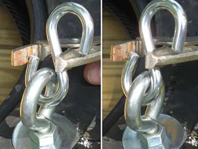 Gắn Móc Treo Vào Các Bulong