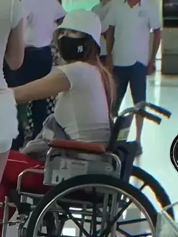 Lan Ngọc Trở Bỉnh Phát Bằng Xe Ô Tô: Câu Chuyện Viral Và Bài Học An Toàn Giao Thông