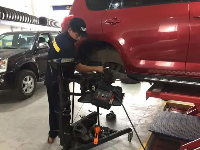 Láng Đĩa Xe Ô Tô