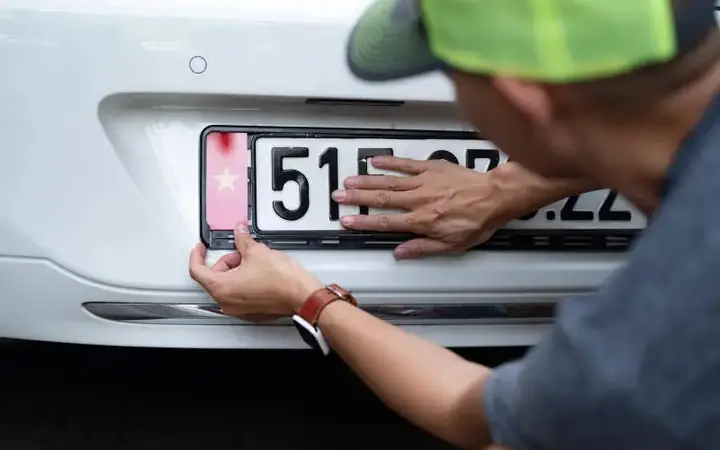 Kinh Nghiệm Lắp Biển Số Xe Bạn Nên Biết