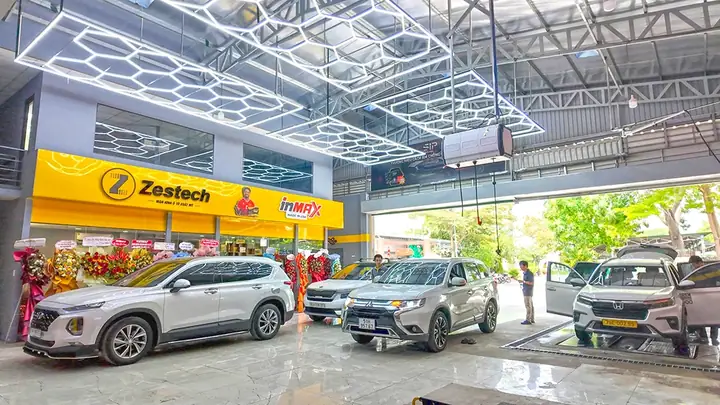 Lắp Camera Lùi Cho Xe Ô Tô