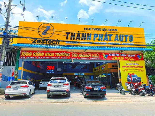 Lắp Camera Lùi Cho Xe Ô Tô