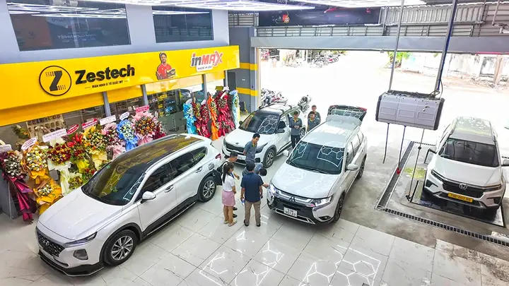 Lắp Camera Lùi Cho Xe Ô Tô