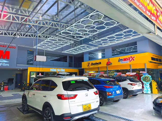 Lắp Camera Lùi Cho Xe Ô Tô