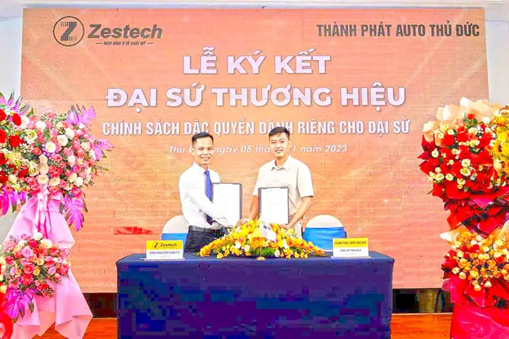 Lắp Camera Lùi Cho Xe Ô Tô