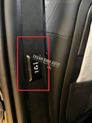 Lắp Thêm Nút Trên Xe Ô Tô