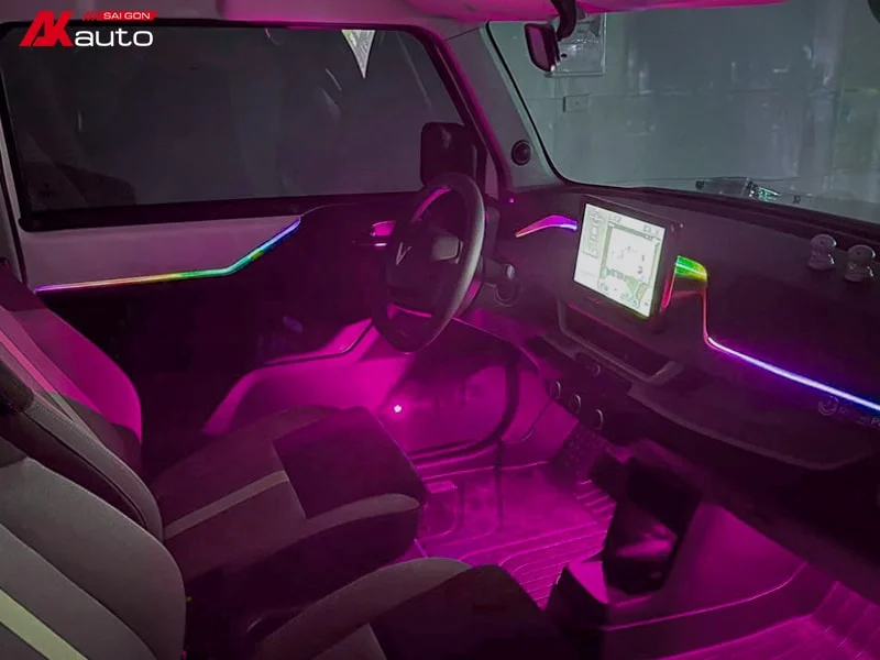 Các Lưu Ý Quan Trọng Khi Sử Dụng Đèn LED Nội Thất Trên VinFast VF3