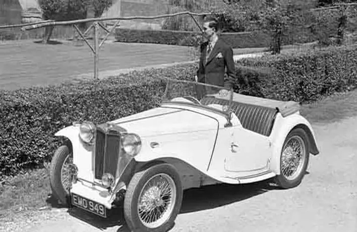 Giai Đoạn Thuộc British Motor Corporation (bmc) Và British Leyland (1950s-1980s)