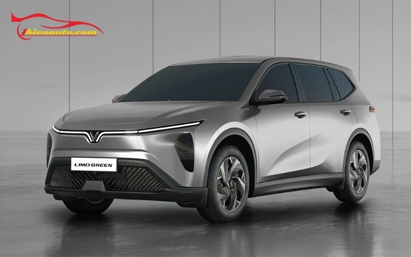 Đánh Giá Chi Tiết Nội Thất và Ngoại Thất Xe VinFast Limo Green: Điểm Nhấn và Tiện Nghi