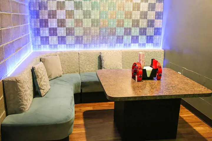 List Nhạc Giệt Thời Gian Trên Xe Ô Tô: Top 50 Bài Hát Bất Hủ Cho Mọi Hành Trình