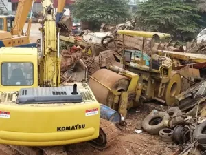 Lò Mổ Xe Ô Tô Là Gì? Quy Trình, Dịch Vụ Và Cách Chọn Địa Chỉ Uy Tín Tại Tphcm