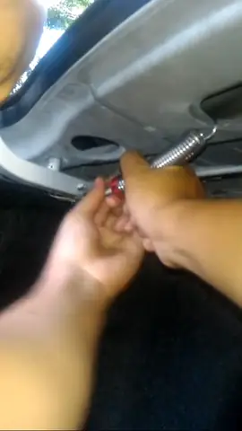 Lò Xo Nâng Cốp Xe Ô Tô