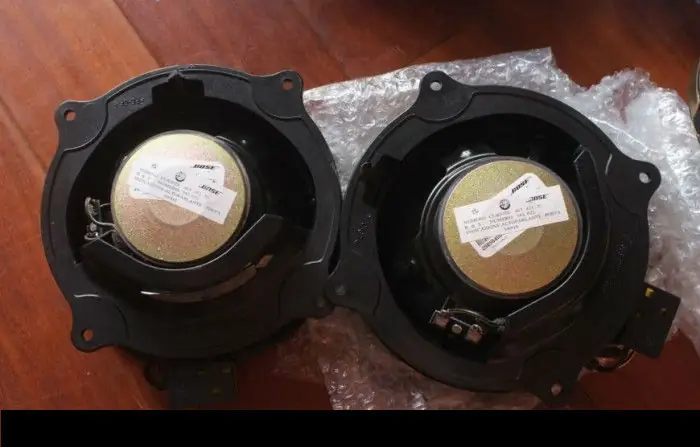 Loa Bose Tháo Xe Ô Tô