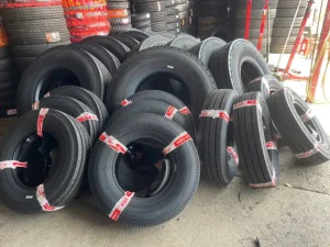 Giá Lốp Xe Ô Tô Cũ Trên Thị Trường Hiện Nay Là Bao Nhiêu?