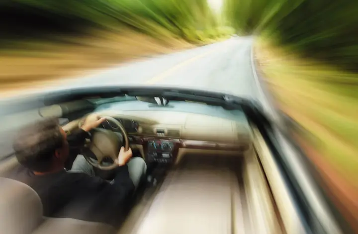 Giới Hạn Tốc Độ Bên Canada