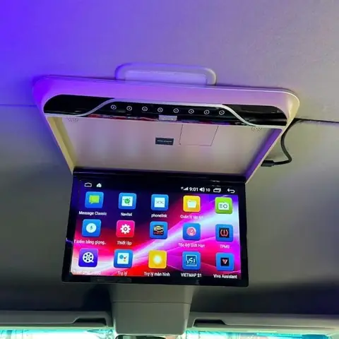 Lắp Màn Hình Trần Xe 16 Chỗ Transit Chuyên Nghiệp, Giá Tốt Nhất Tại Hà Nội