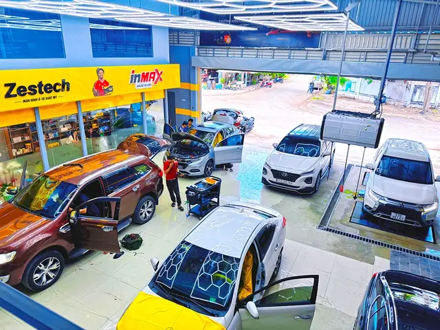 Màn Hình Xe Ô Tô