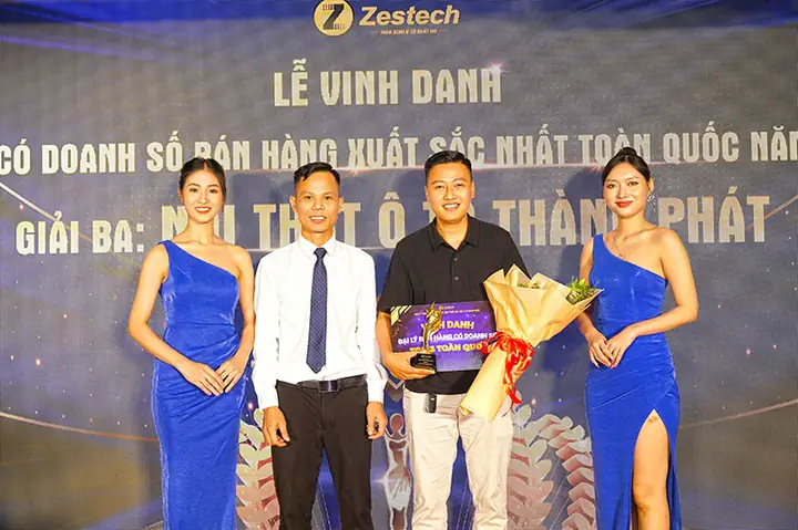 Màn Hình Xe Ô Tô