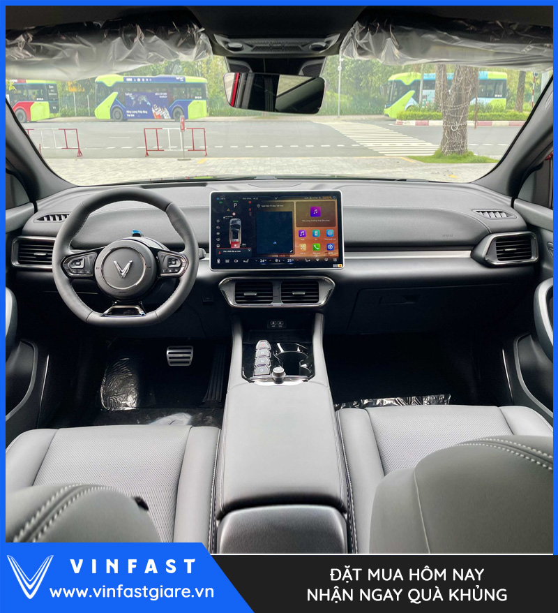 Chi tiết về chất liệu và hoàn thiện nội thất VF8: Đánh giá từ chuyên gia