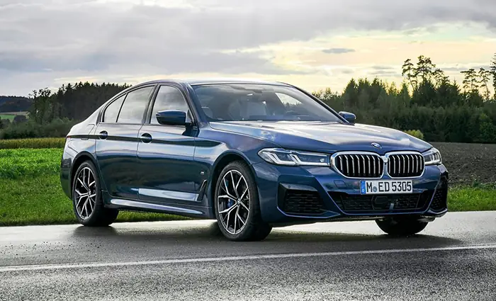 Vậy Nhâm Tuất 1982 Mua Xe Màu Gì Hợp Phong Thủy Và Thu Hút Tài Lộc?