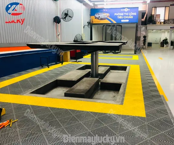 Các Thiết Bị Cần Dùng Cho Việc Rửa Gầm Xe Ô Tô