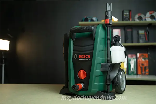 Máy Phun Xịt Rửa Bosch Universal Aquatak Aqt 125