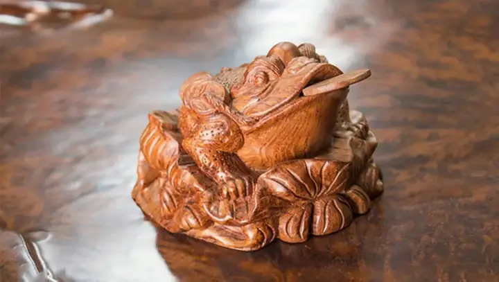 Tượng Cóc Thần 3 Chân Bằng Gỗ