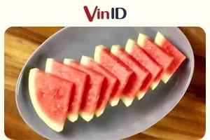 Cách Bổ Dưa Hấu Truyền Thống