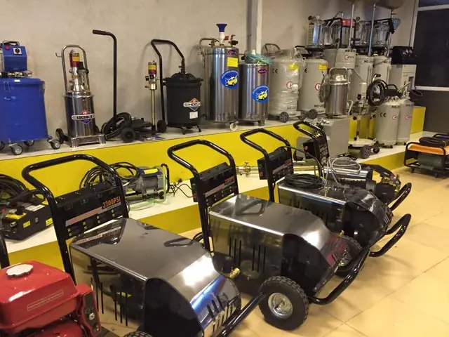 Bước 3: Lựa Chọn Đơn Vị Cung Cấp Thiết Bị Khi Mở Trạm Rửa Ô Tô