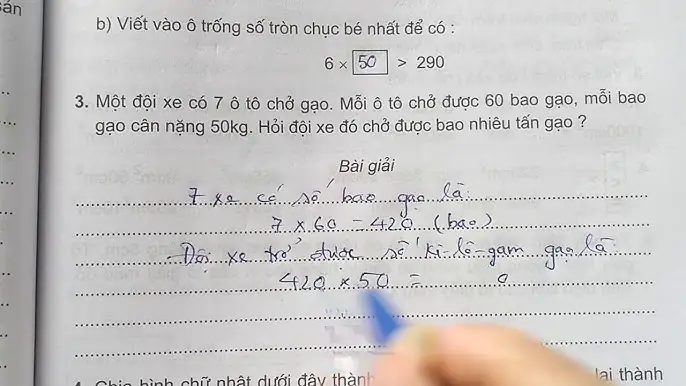 Một Đội Xe Có 7 Ô Tô Chở Gạo: Giải Bài Toán Thực Tế Bằng Hai Cách