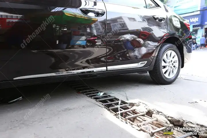 Hình Ảnh Thực Tế Nẹp Sườn Ô Tô