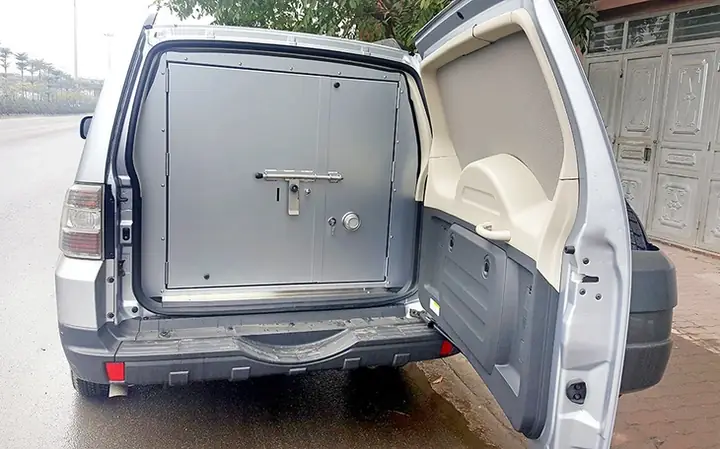 Hàng Loạt Ngân Hàng Thanh Lý Xe Ô Tô: Từ Toyota Đến Mercedes-benz, Có Chiếc Chỉ 45 Triệu Đồng - Ảnh 8.