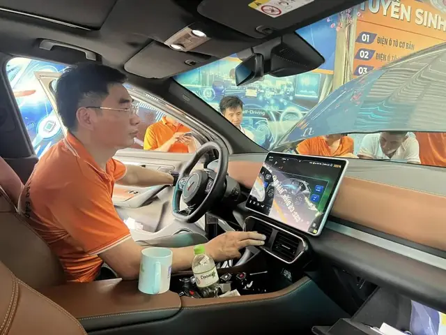 Thực Hành Kiểm Tra Lỗi Trên Xe