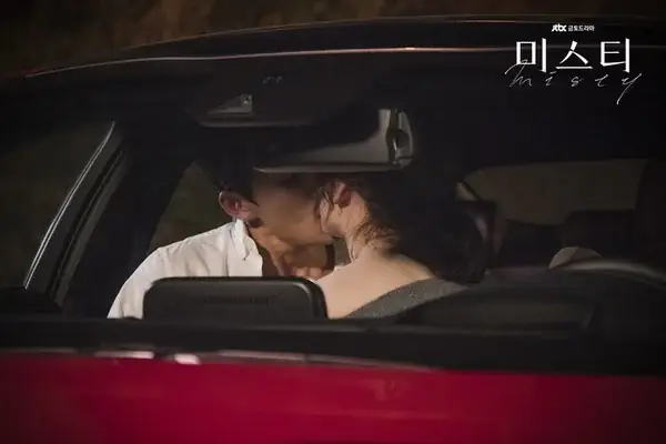 Cuồng Nhiệt Với Người Tình Trong Ô Tô Suốt 3 Tiếng, Vừa Mở Cửa Ra Tôi Mềm Nhũn Quỳ Sụp - Ảnh 1.