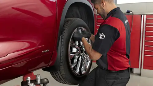 Bước Xử Lý Nổ Lốp Xe Hiệu Quả - Tức Thời