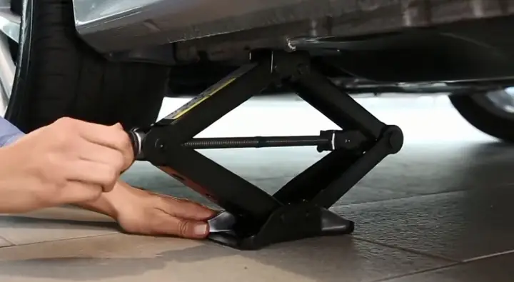 Vị Trí Đặt Kích Nâng Xe