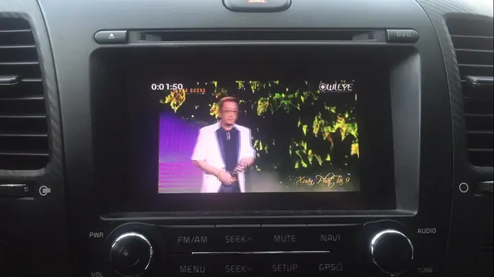 Top 5 Loại Nhạc Hình Cho Xe Ô Tô Chất Lượng Cao, An Toàn Khi Lái