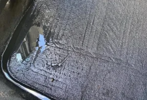 Mở Cửa Xe Khi Nước Ngập Quá Sâu